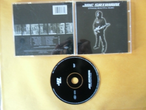Joe Satriani  Strange Beautiful Music (CD)