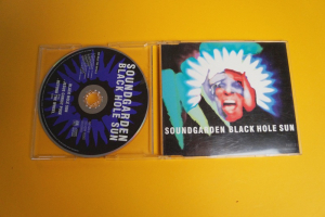 Soundgarden  Black Hole Sun (Maxi CD)