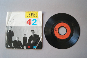 Level 42  Lessons in Love (Vinyl Single 7inch)